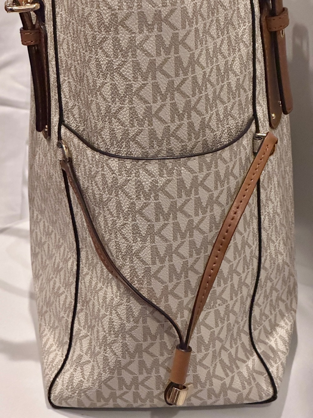 Michael Kors Voyager Large Signature Tote /laptop Bag - Picture 4 of 16